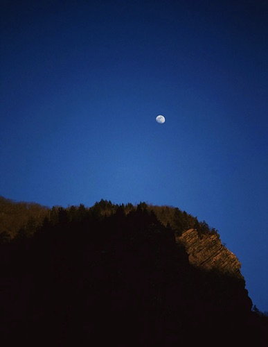 Moonrise 2, Indian Head, Mount Tamany, Delaware Water Gap, Warren County, NJ (MF).jpg Moonrise 2, Indian Head, Mount Tamany, Delaware Water Gap, Warren County, NJ (MF).jpg